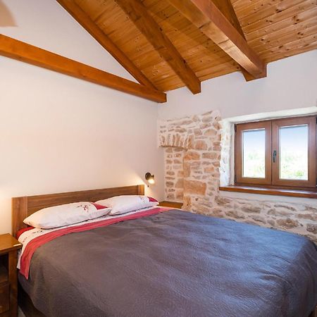 Pet Friendly Home In Murvica With Kitchen Buitenkant foto