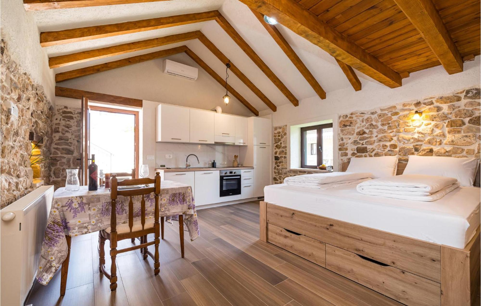 Pet Friendly Home In Murvica With Kitchen Buitenkant foto